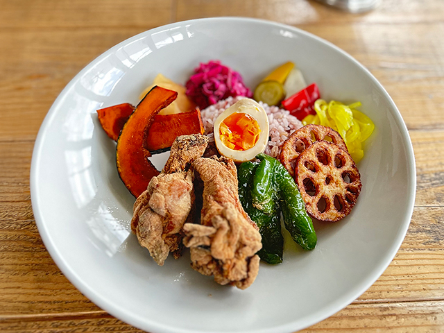 スープカレー風ココナッツチキンカレー