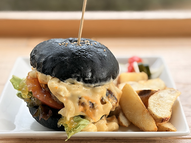 マカロニチェダーバーガー
